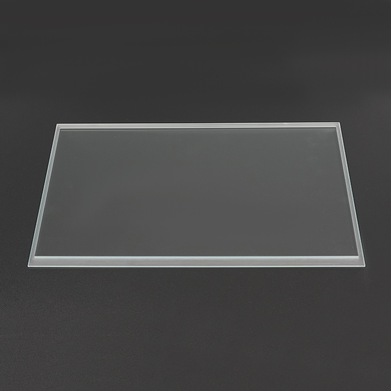 Formet fargeløst optisk glass
